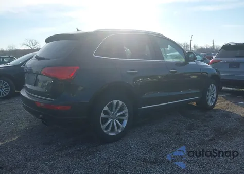 2016 Audi Q5 2.0T Premium z USA, uszkodzony, nr VIN WA1C2AFP5GA077317